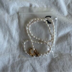 Elegant Fresh Water Pearl Necklace with Gold Plated Clasp